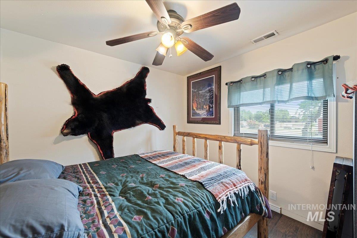 3 8th Street, Middleton, Idaho 83644, 3 Bedrooms, 2 Bathrooms, Residential For Sale, Price $610,000,MLS 98971312