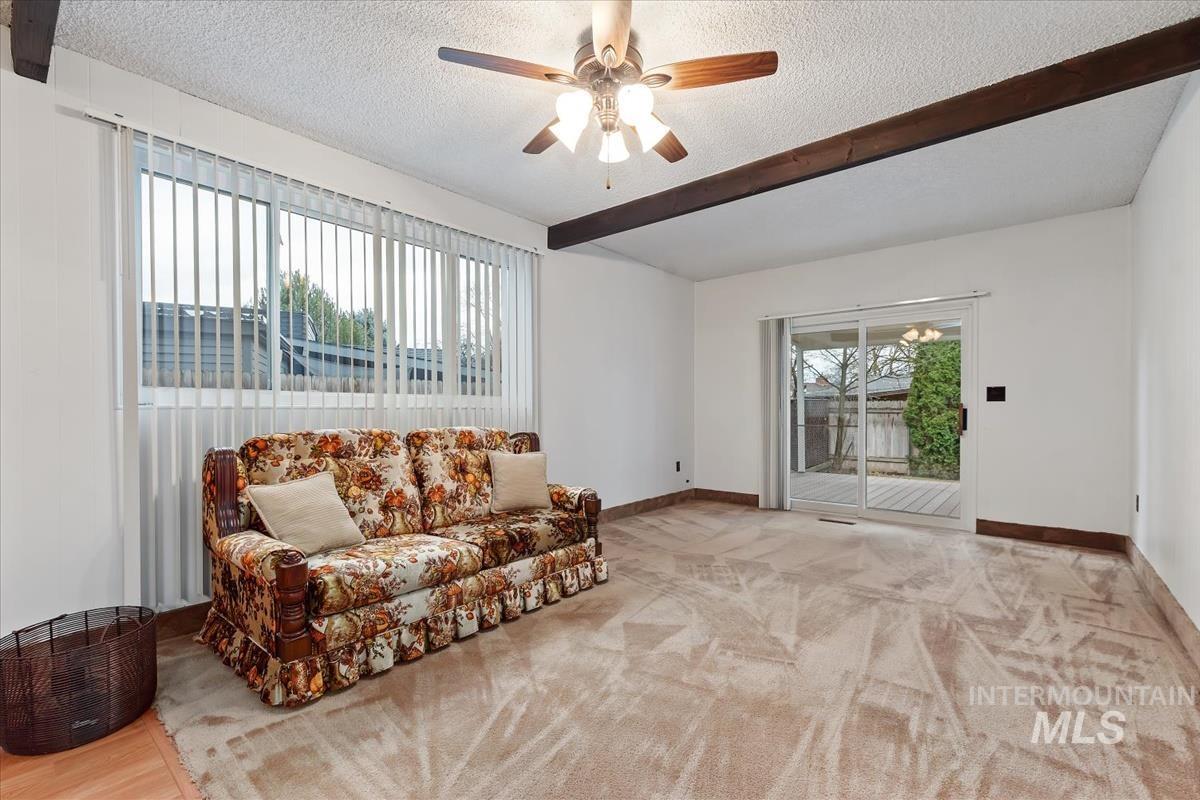 4921 N Sunderland Dr., Boise, Idaho 83704, 3 Bedrooms, 2 Bathrooms, Residential For Sale, Price $445,900,MLS 98971314