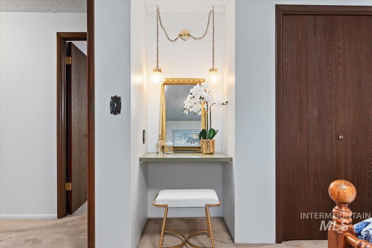 4921 N Sunderland Dr., Boise, Idaho 83704, 3 Bedrooms, 2 Bathrooms, Residential For Sale, Price $445,900,MLS 98971314