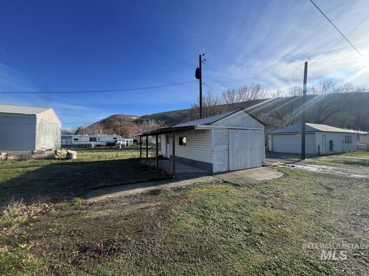 1830 Columbia Street, Pomeroy, Washington 99347, 3 Bedrooms, 1 Bathroom, Residential For Sale, Price $215,000,MLS 98971315