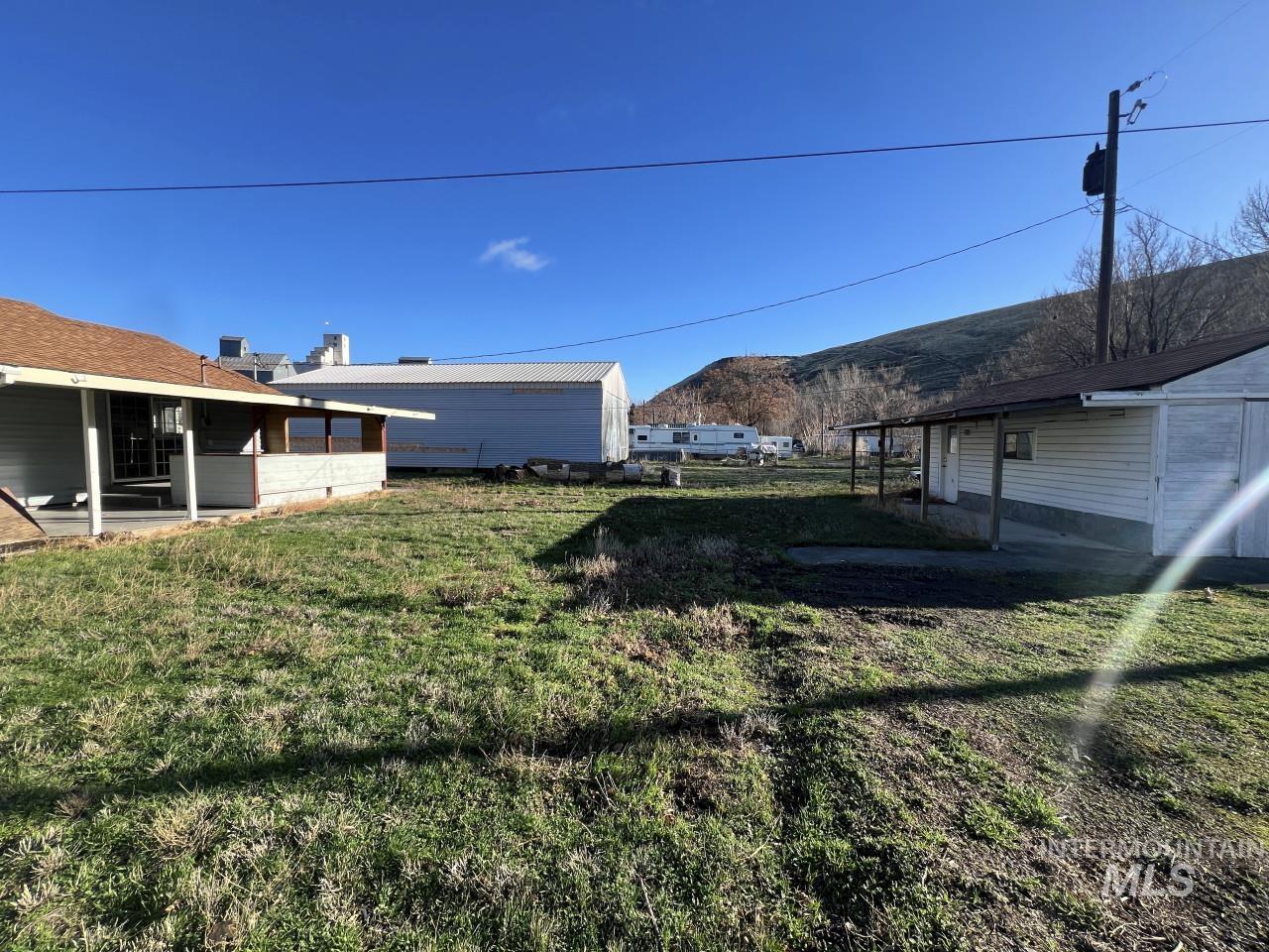 1830 Columbia Street, Pomeroy, Washington 99347, 3 Bedrooms, 1 Bathroom, Residential For Sale, Price $215,000,MLS 98971315