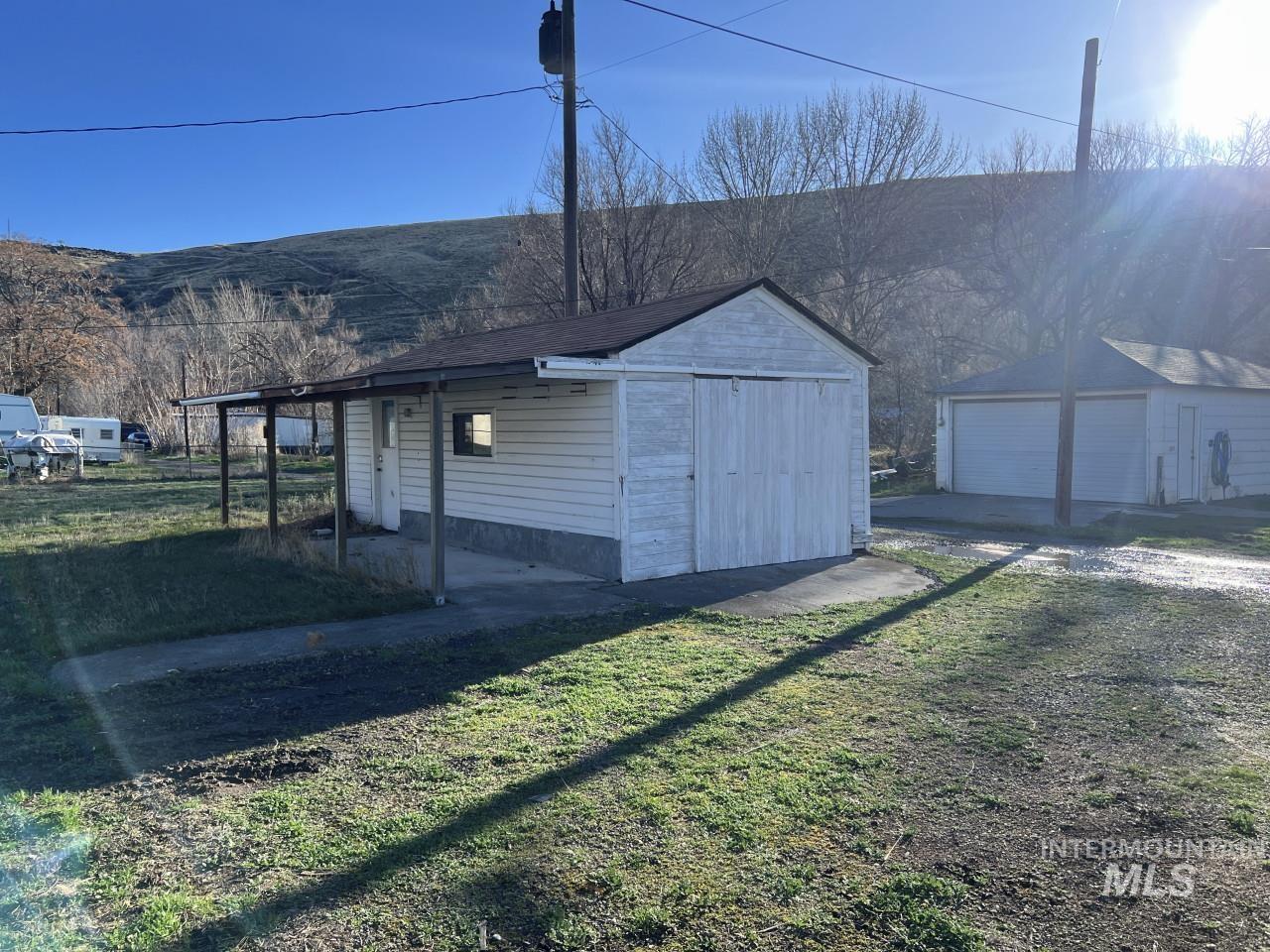 1830 Columbia Street, Pomeroy, Washington 99347, 3 Bedrooms, 1 Bathroom, Residential For Sale, Price $215,000,MLS 98971315