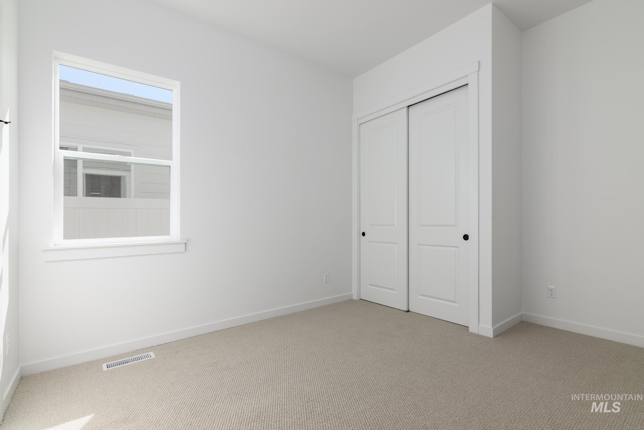 5321 W River Oaks Dr, Meridian, Idaho 83646, 4 Bedrooms, 3 Bathrooms, Residential For Sale, Price $689,000,MLS 98971316