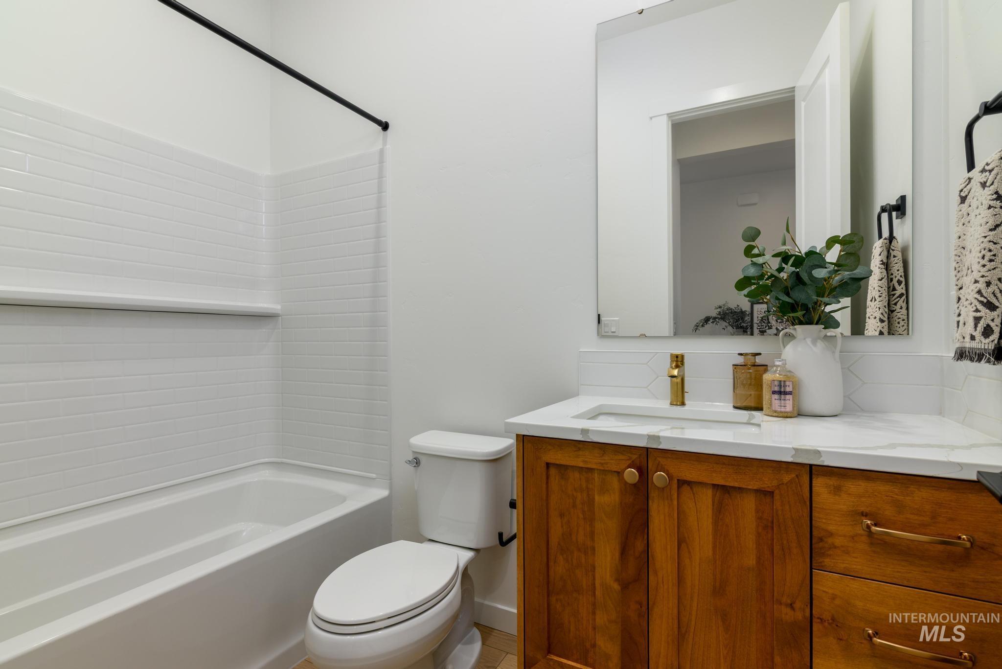 5321 W River Oaks Dr, Meridian, Idaho 83646, 4 Bedrooms, 3 Bathrooms, Residential For Sale, Price $689,000,MLS 98971316