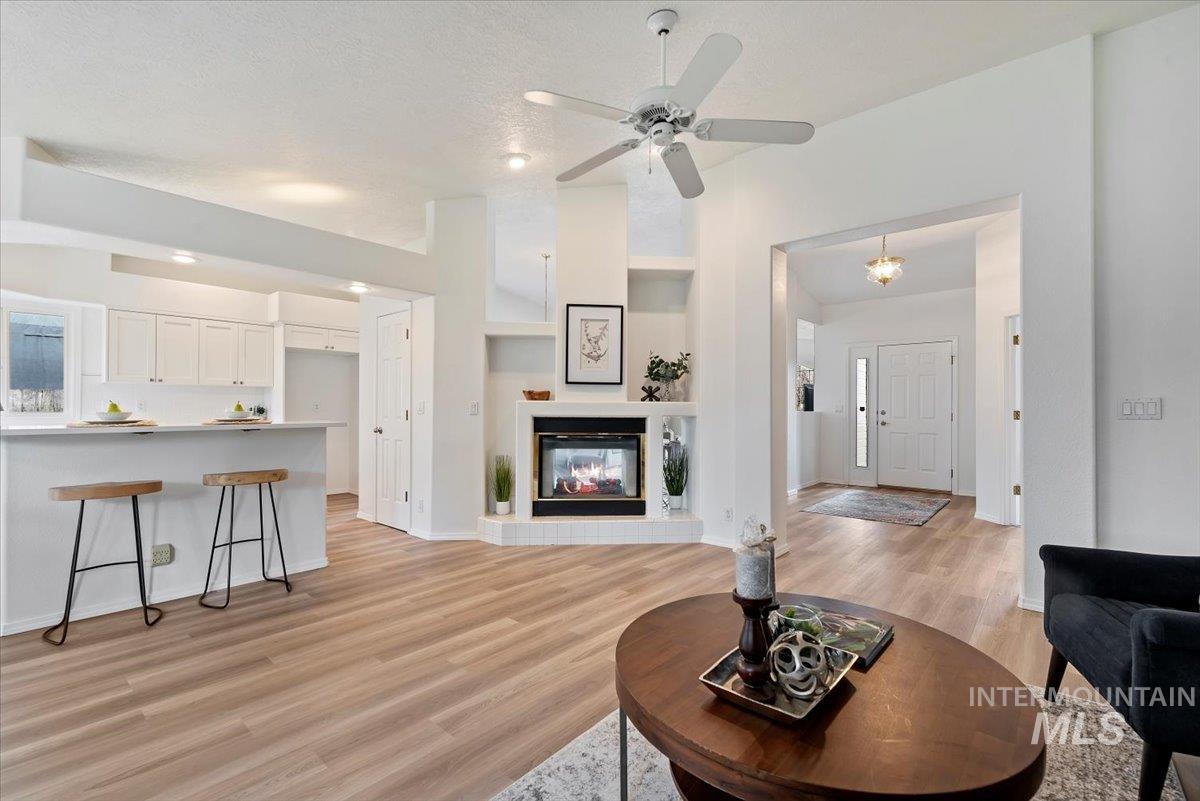 177 S Duke Avenue, Eagle, Idaho 83616, 3 Bedrooms, 2 Bathrooms, Residential For Sale, Price $560,000,MLS 98971318