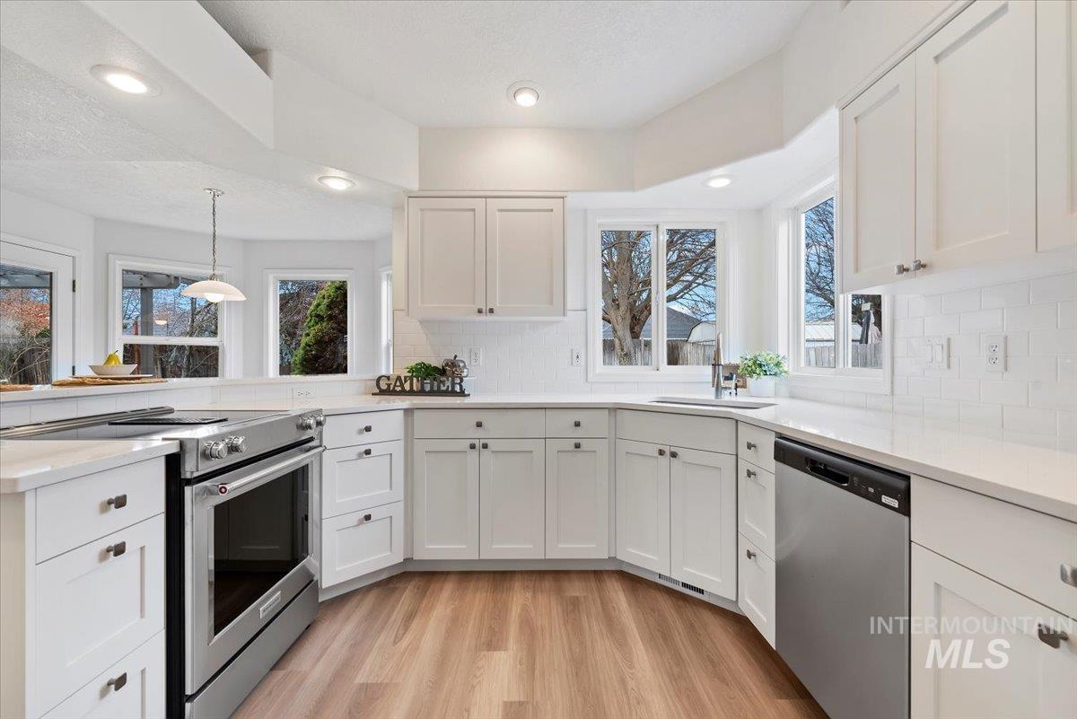 177 S Duke Avenue, Eagle, Idaho 83616, 3 Bedrooms, 2 Bathrooms, Residential For Sale, Price $560,000,MLS 98971318