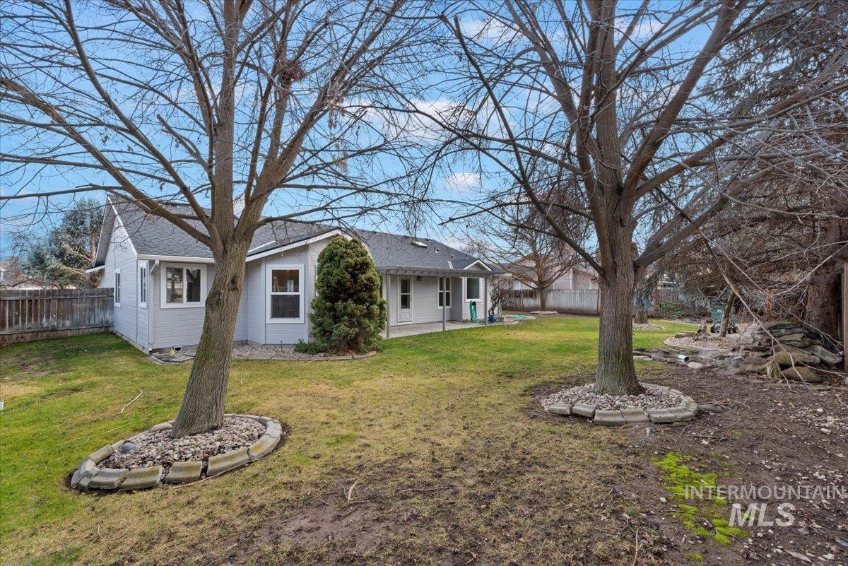 177 S Duke Avenue, Eagle, Idaho 83616, 3 Bedrooms, 2 Bathrooms, Residential For Sale, Price $560,000,MLS 98971318