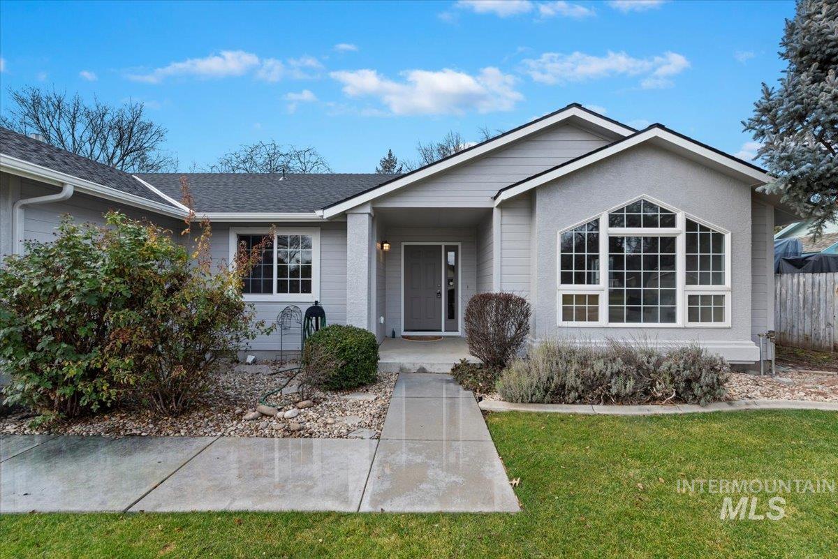 177 S Duke Avenue, Eagle, Idaho 83616, 3 Bedrooms, 2 Bathrooms, Residential For Sale, Price $560,000,MLS 98971318