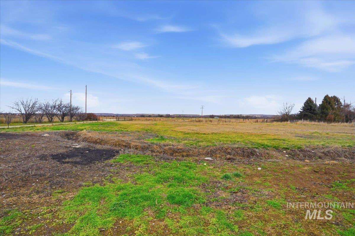 1415 Morehouse, Emmett, Idaho 83617, 3 Bedrooms, 2 Bathrooms, Residential For Sale, Price $799,000,MLS 98971319