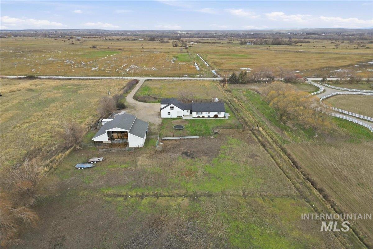 1415 Morehouse, Emmett, Idaho 83617, 3 Bedrooms, 2 Bathrooms, Residential For Sale, Price $799,000,MLS 98971319
