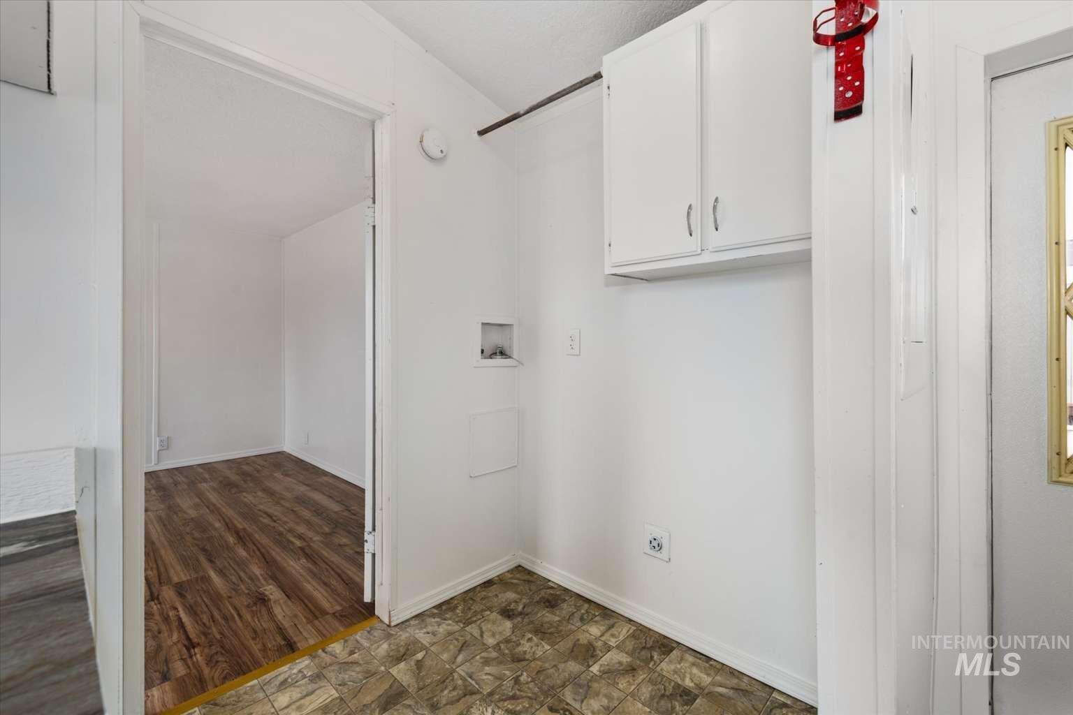 235 W 9Th, Mountain Home, Idaho 83647, 3 Bedrooms, 2 Bathrooms, Residential For Sale, Price $60,000,MLS 98971320