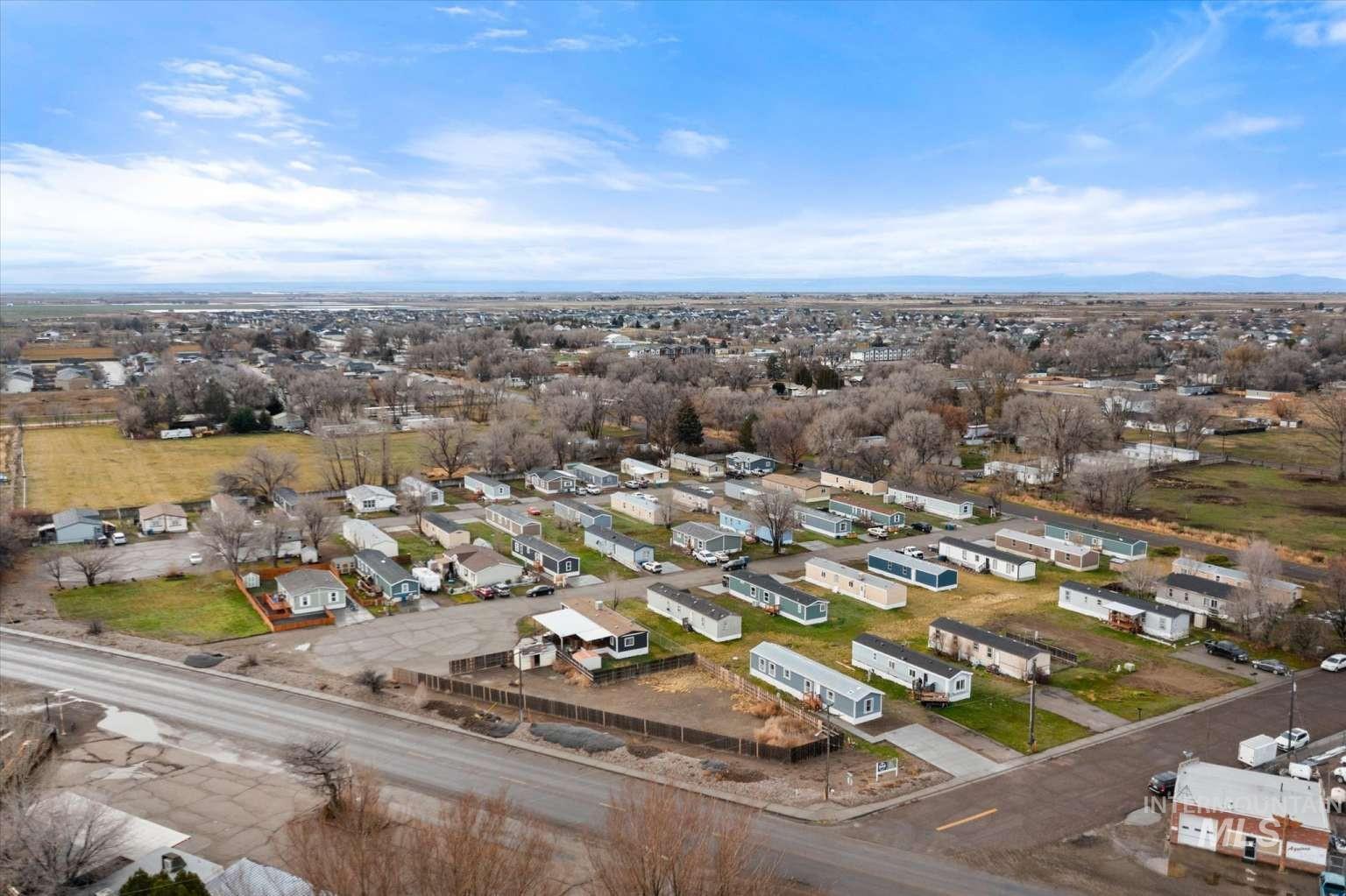 235 W 9Th, Mountain Home, Idaho 83647, 3 Bedrooms, 2 Bathrooms, Residential For Sale, Price $60,000,MLS 98971320