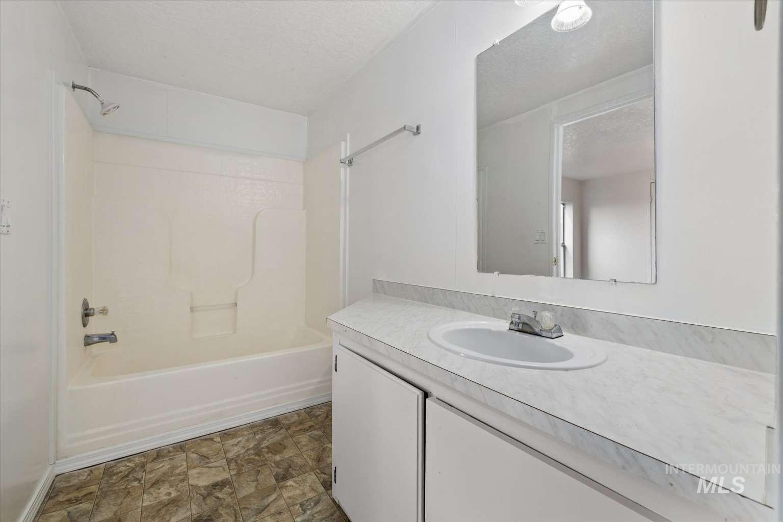 235 W 9Th, Mountain Home, Idaho 83647, 3 Bedrooms, 2 Bathrooms, Residential For Sale, Price $60,000,MLS 98971320