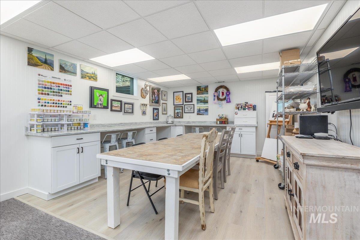 3582 NW Dutton Way, Mountain Home, Idaho 83647, 2 Bedrooms, 2 Bathrooms, Residential For Sale, Price $779,500, 98971322