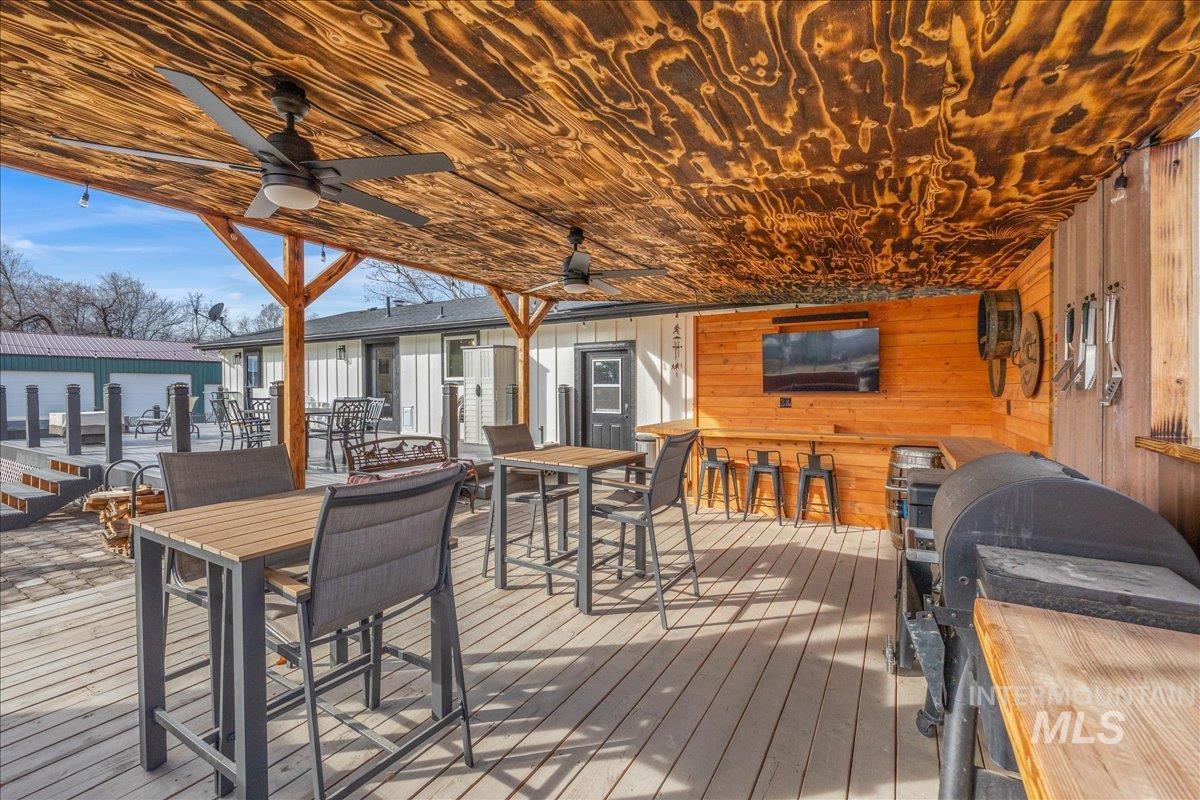 3582 NW Dutton Way, Mountain Home, Idaho 83647, 2 Bedrooms, 2 Bathrooms, Residential For Sale, Price $779,500, 98971322