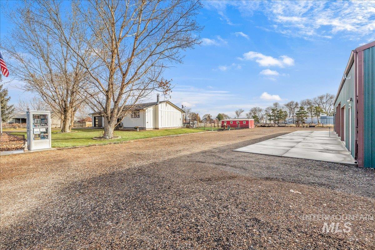 3582 NW Dutton Way, Mountain Home, Idaho 83647, 2 Bedrooms, 2 Bathrooms, Residential For Sale, Price $779,500,MLS 98971322