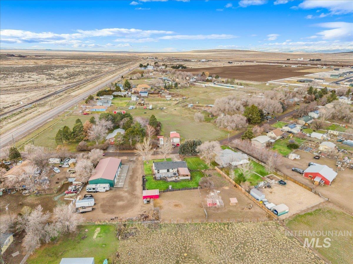 3582 NW Dutton Way, Mountain Home, Idaho 83647, 2 Bedrooms, 2 Bathrooms, Residential For Sale, Price $779,500, 98971322