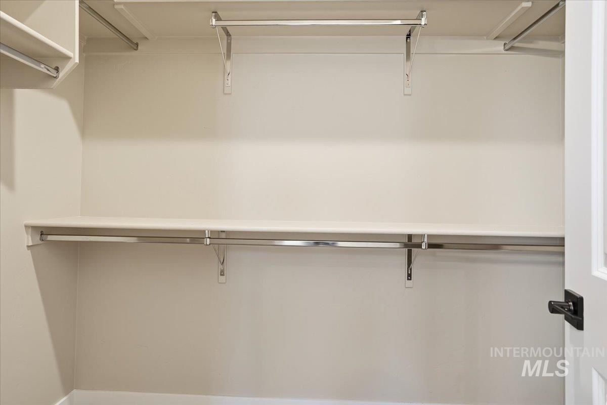 1375 White Cliffs St, Middleton, Idaho 83644, 4 Bedrooms, 3.5 Bathrooms, Residential For Sale, Price $699,990,MLS 98971324