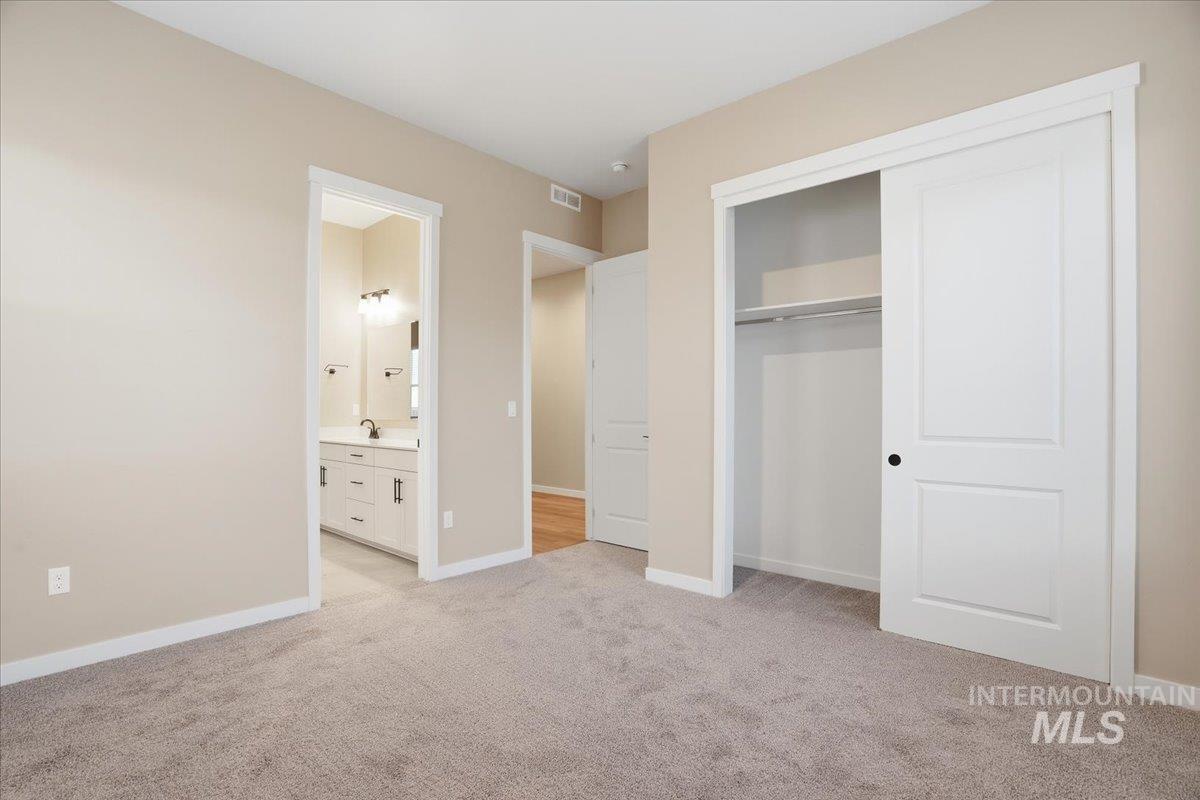 1375 White Cliffs St, Middleton, Idaho 83644, 4 Bedrooms, 3.5 Bathrooms, Residential For Sale, Price $699,990,MLS 98971324