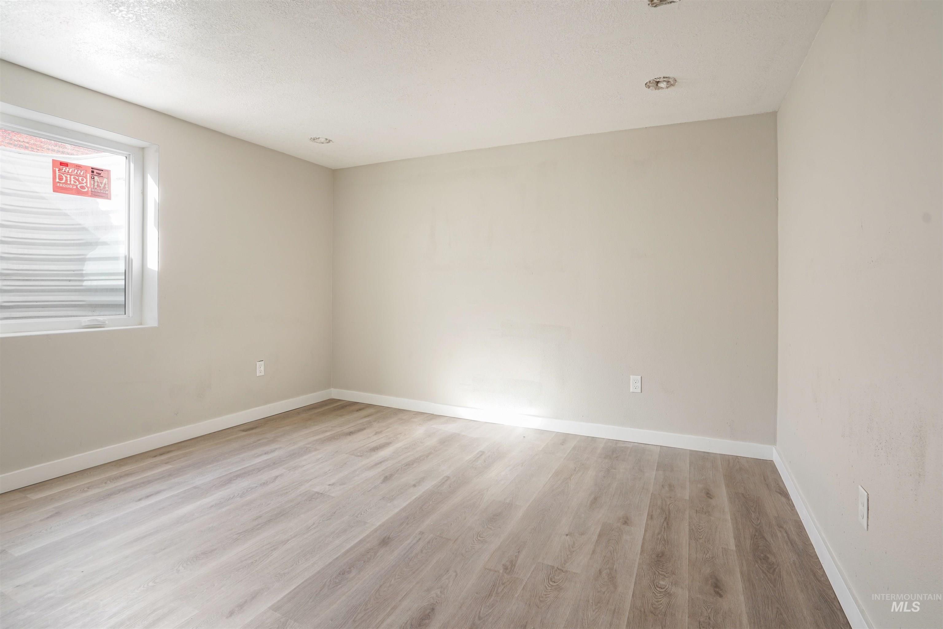 1601 Miller, Burley, Idaho 83318, 2 Bedrooms, 1 Bathroom, Residential Income For Sale, Price $510,000,MLS 98971325