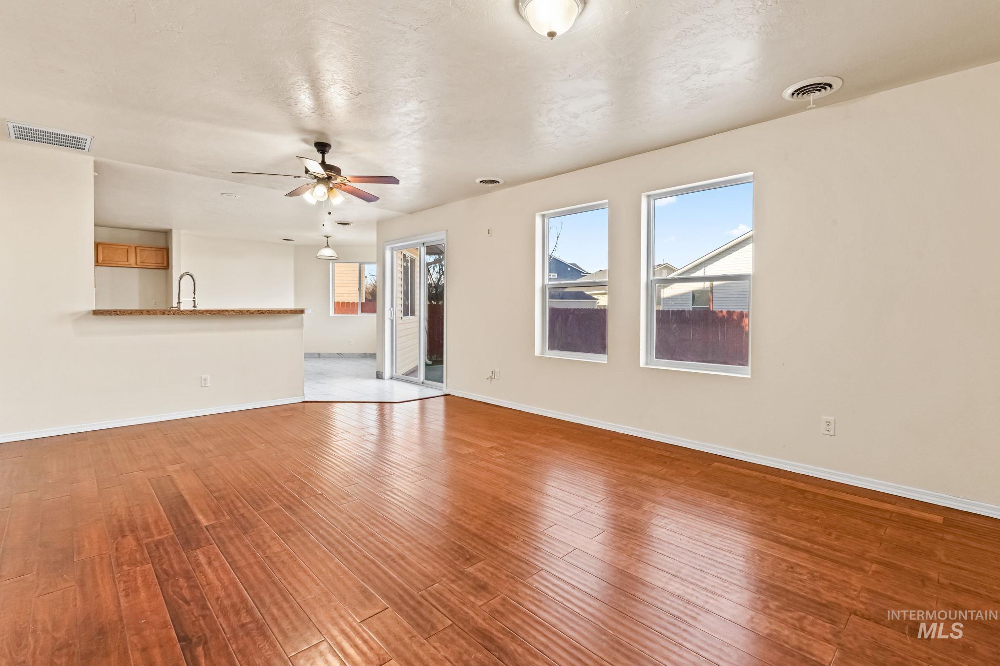 4523 Duke Street, Caldwell, Idaho 83607, 3 Bedrooms, 2.5 Bathrooms, Residential For Sale, Price $399,900,MLS 98971326