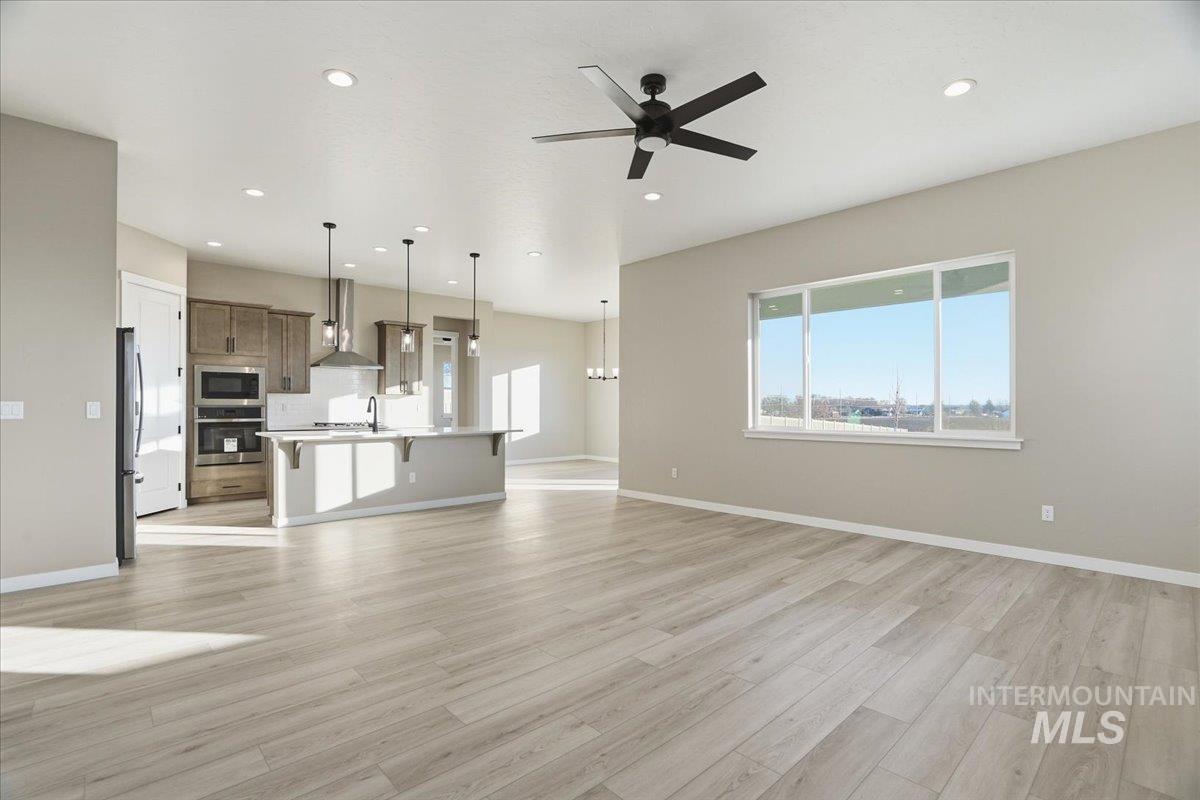 1221 Stirling Meadows Ct, Middleton, Idaho 83644, 4 Bedrooms, 3.5 Bathrooms, Residential For Sale, Price $749,990,MLS 98971327