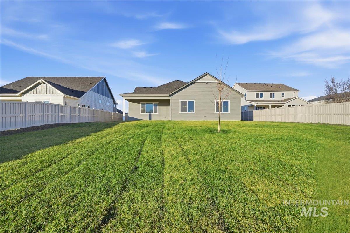 1221 Stirling Meadows Ct, Middleton, Idaho 83644, 4 Bedrooms, 3.5 Bathrooms, Residential For Sale, Price $749,990,MLS 98971327