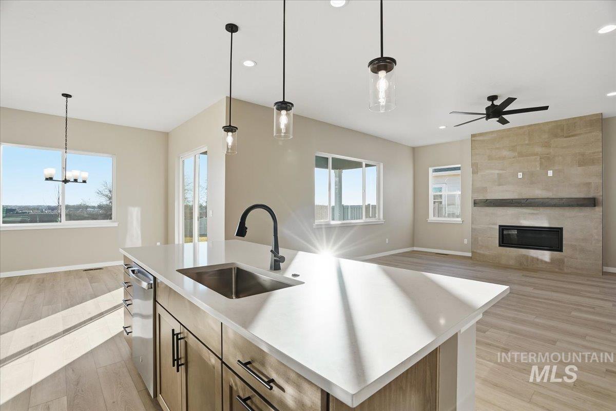 1221 Stirling Meadows Ct, Middleton, Idaho 83644, 4 Bedrooms, 3.5 Bathrooms, Residential For Sale, Price $749,990,MLS 98971327