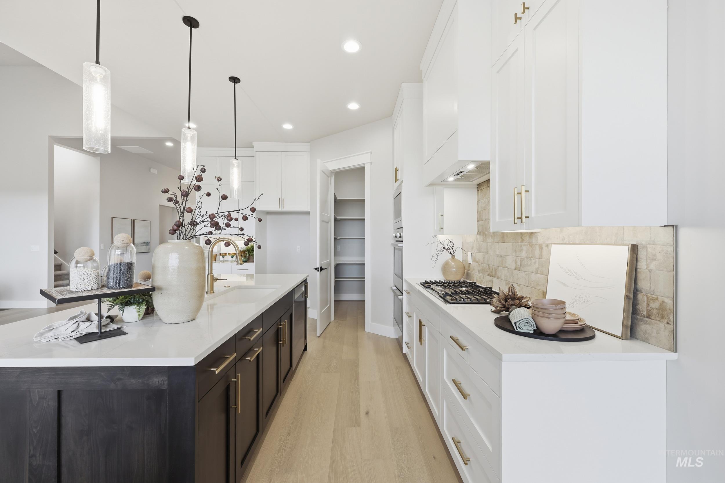 1893 N Willowick Ave., Eagle, Idaho 83616, 4 Bedrooms, 3.5 Bathrooms, Residential For Sale, Price $899,000,MLS 98971328