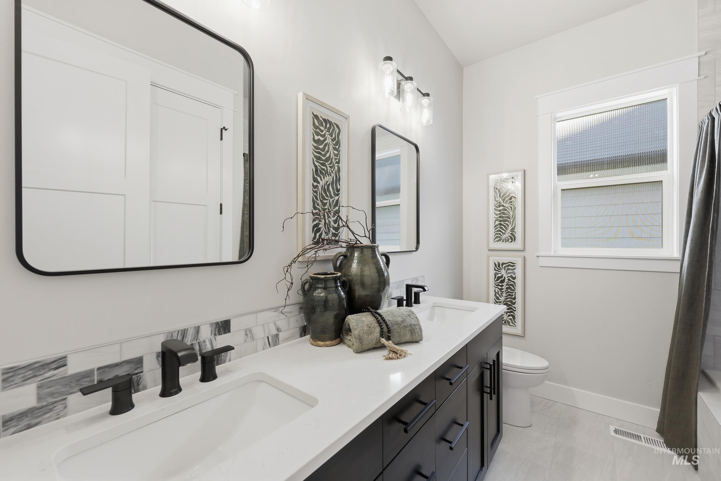 1893 N Willowick Ave., Eagle, Idaho 83616, 4 Bedrooms, 3.5 Bathrooms, Residential For Sale, Price $900,000,MLS 98971328