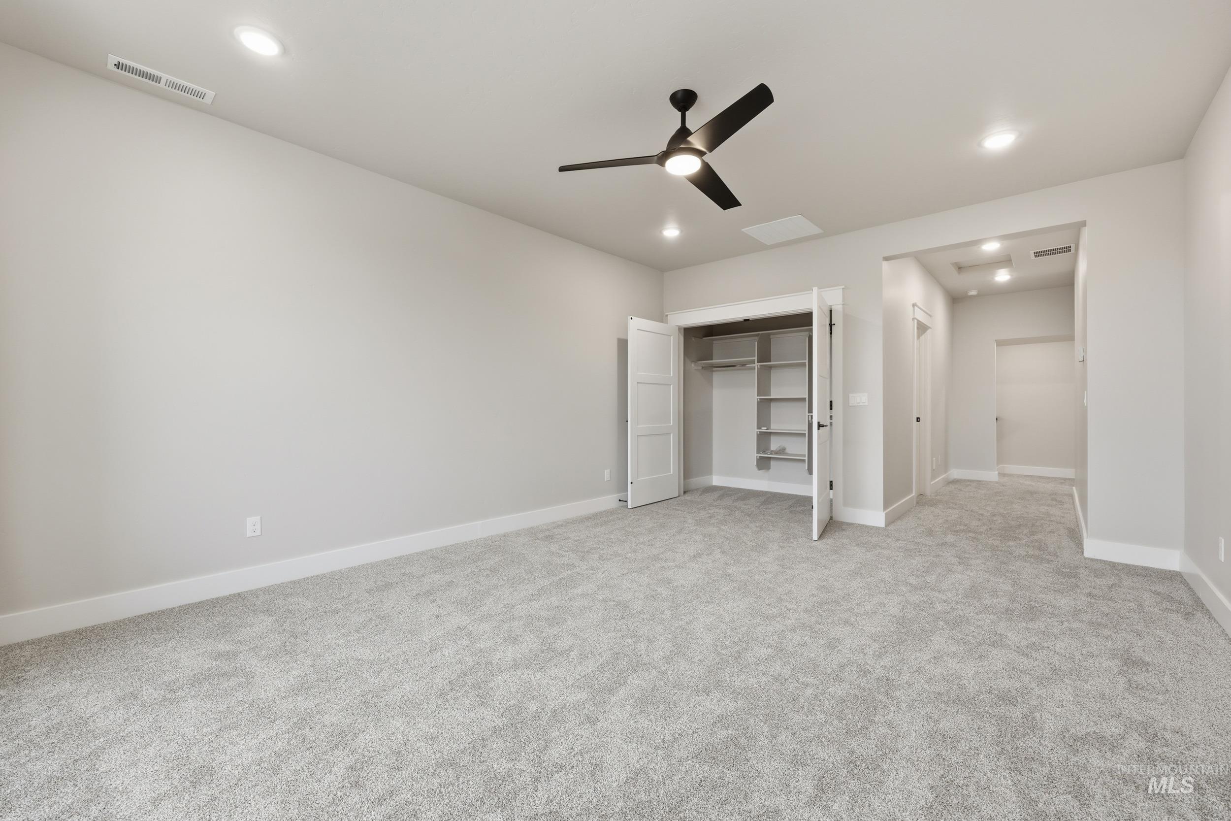 1893 N Willowick Ave., Eagle, Idaho 83616, 4 Bedrooms, 3.5 Bathrooms, Residential For Sale, Price $899,000,MLS 98971328