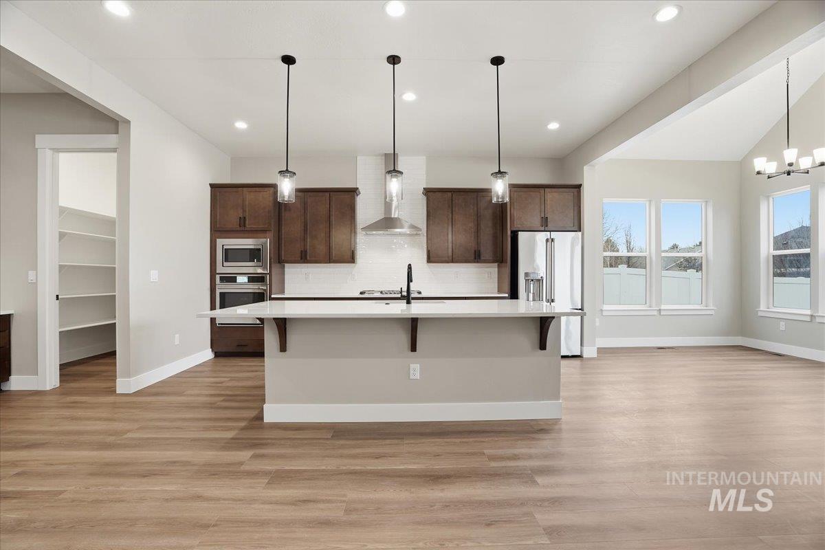 846 N Falling Water Way, Eagle, Idaho 83616, 3 Bedrooms, 2 Bathrooms, Residential For Sale, Price $699,990,MLS 98971336