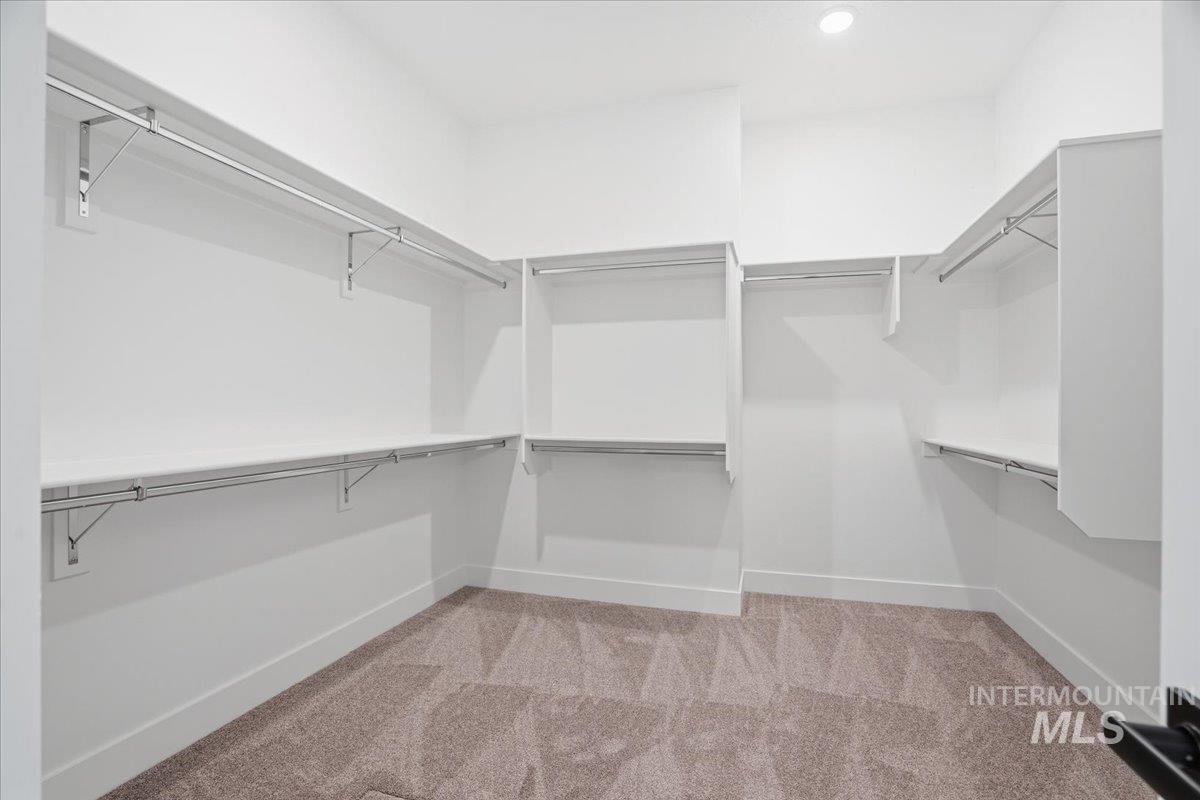 846 N Falling Water Way, Eagle, Idaho 83616, 3 Bedrooms, 2 Bathrooms, Residential For Sale, Price $699,990,MLS 98971336