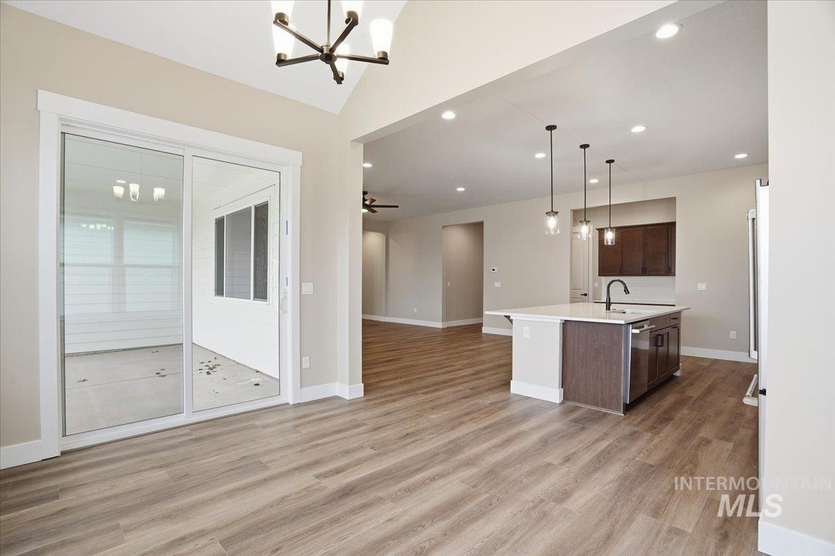 846 N Falling Water Way, Eagle, Idaho 83616, 3 Bedrooms, 2 Bathrooms, Residential For Sale, Price $699,990,MLS 98971336