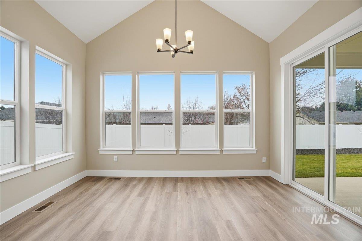 846 N Falling Water Way, Eagle, Idaho 83616, 3 Bedrooms, 2 Bathrooms, Residential For Sale, Price $699,990,MLS 98971336