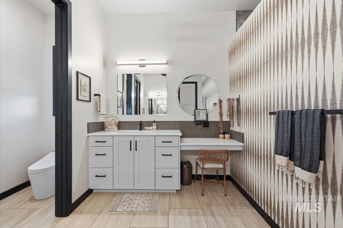 8065 Moonshine Ln, Marsing, Idaho 83639, 4 Bedrooms, 2 Bathrooms, Residential For Sale, Price $1,295,000,MLS 98971338