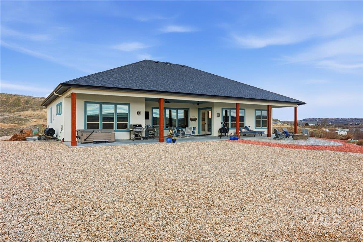 8065 Moonshine Ln, Marsing, Idaho 83639, 4 Bedrooms, 2 Bathrooms, Residential For Sale, Price $1,295,000,MLS 98971338