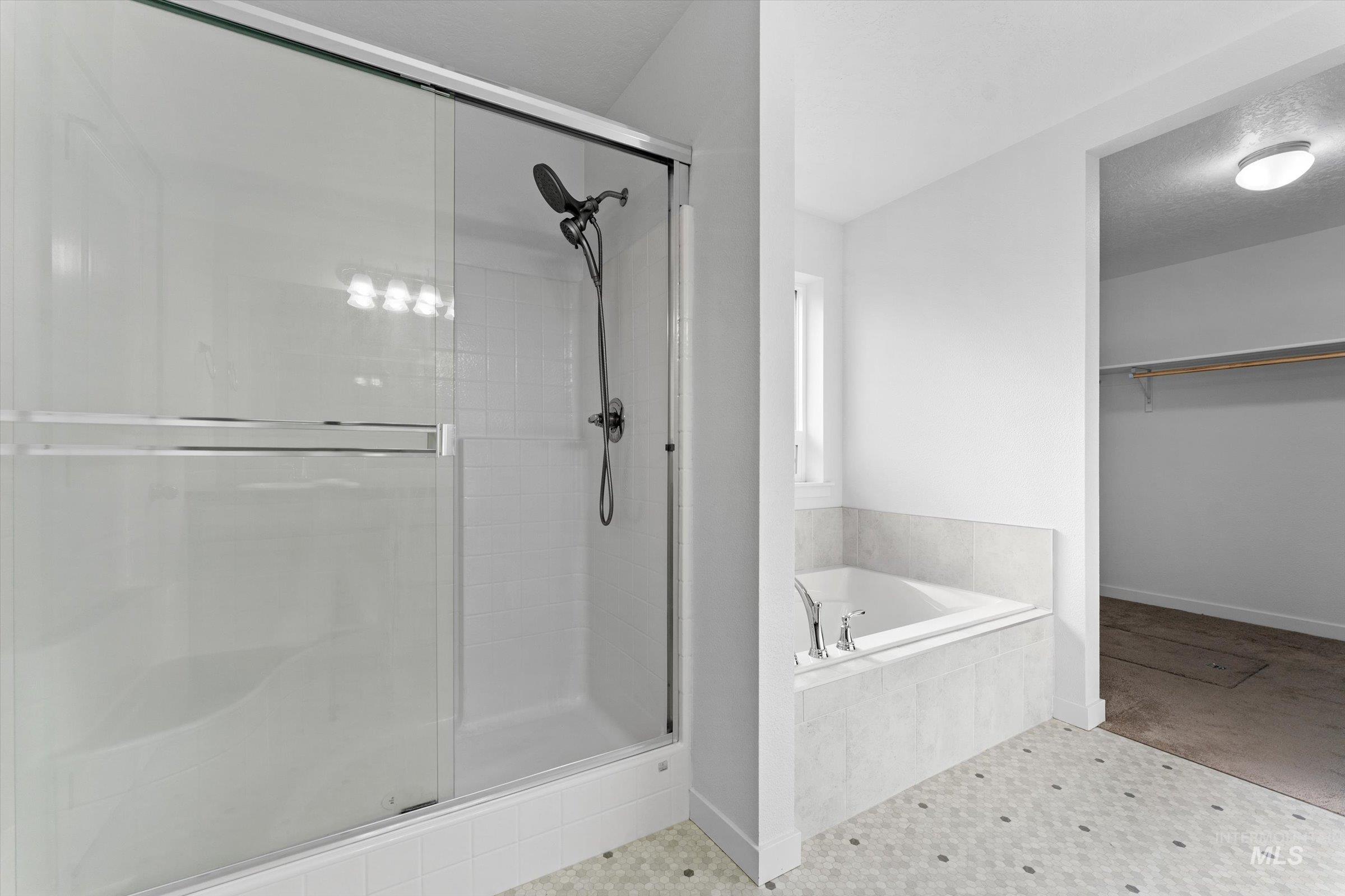 17798 Goose Ridge Ave, Nampa, Idaho 83687, 4 Bedrooms, 2 Bathrooms, Residential For Sale, Price $465,000,MLS 98971339