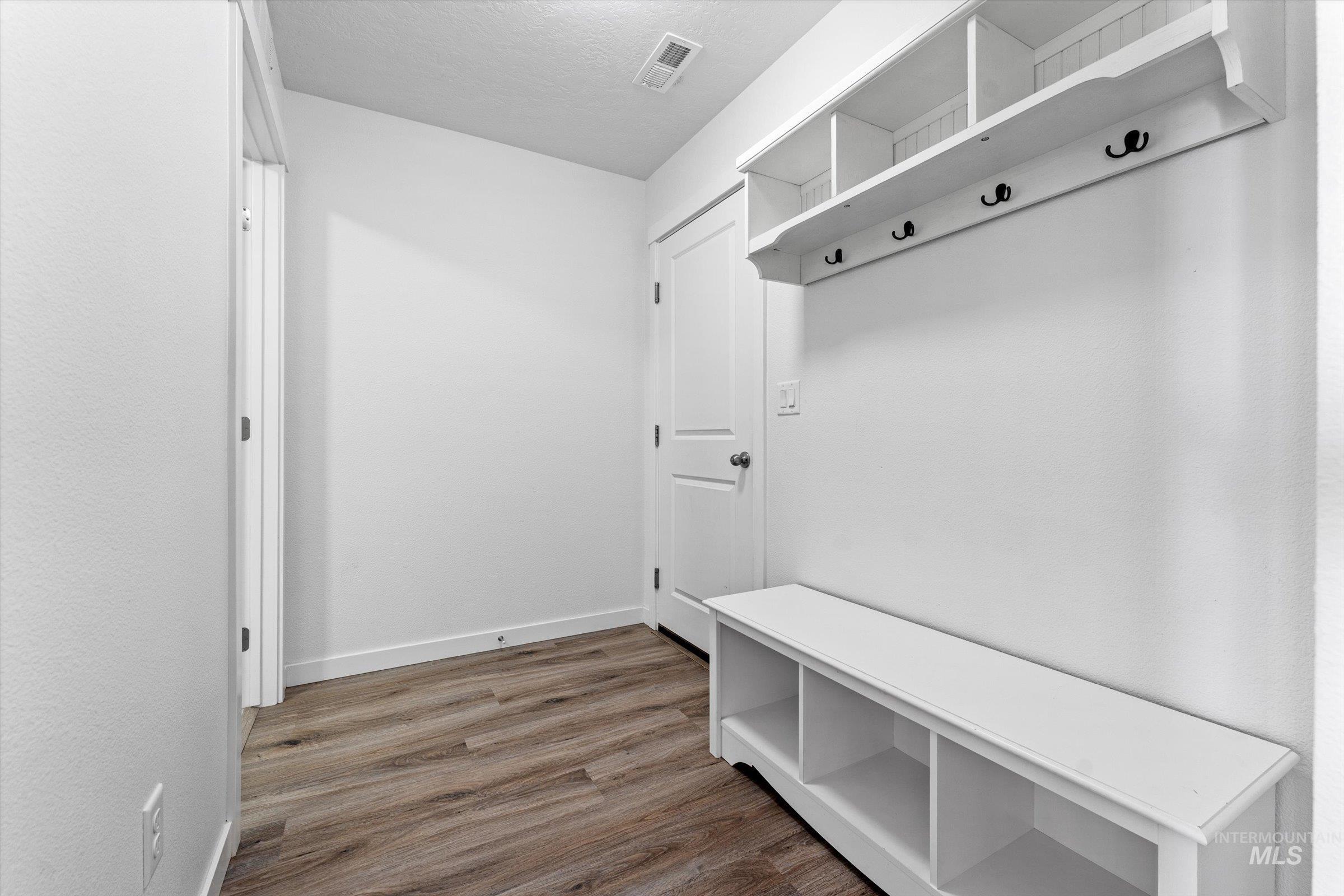 17798 Goose Ridge Ave, Nampa, Idaho 83687, 4 Bedrooms, 2 Bathrooms, Residential For Sale, Price $455,000,MLS 98971339