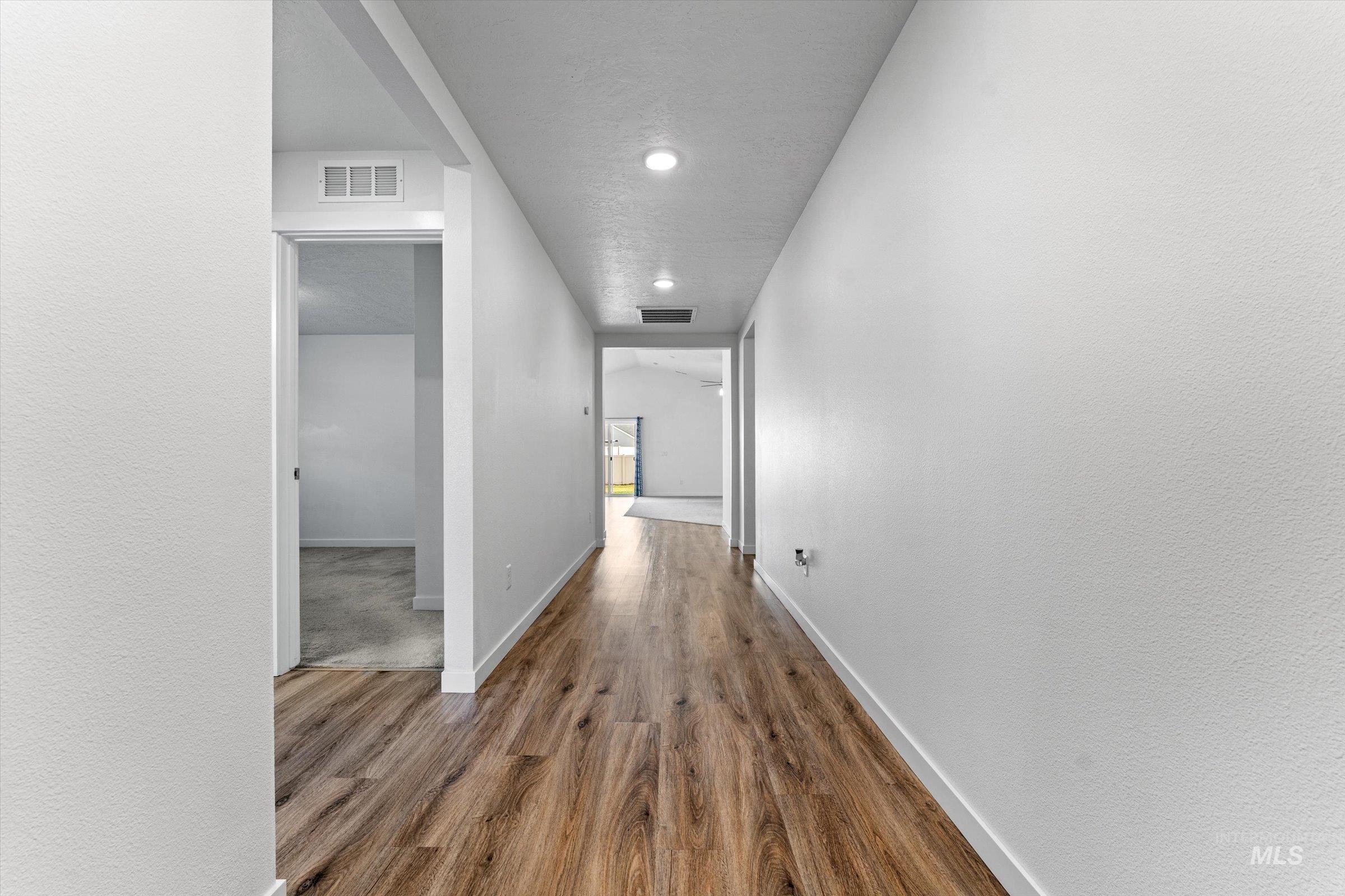 17798 Goose Ridge Ave, Nampa, Idaho 83687, 4 Bedrooms, 2 Bathrooms, Residential For Sale, Price $465,000,MLS 98971339