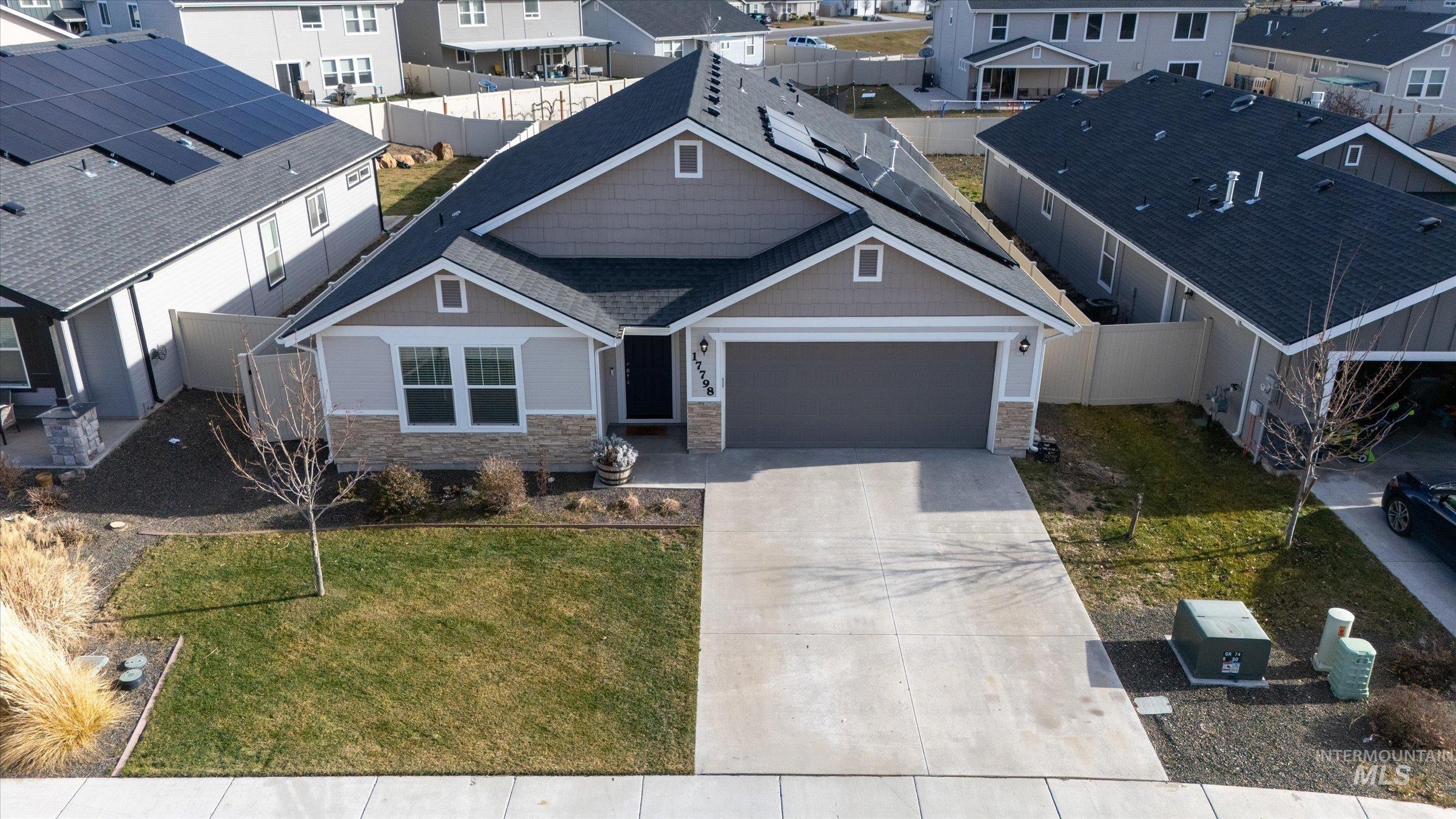 17798 Goose Ridge Ave, Nampa, Idaho 83687, 4 Bedrooms, 2 Bathrooms, Residential For Sale, Price $465,000,MLS 98971339