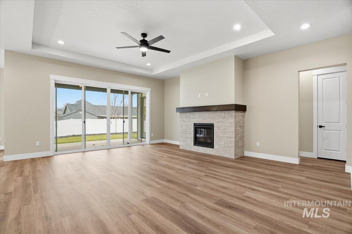 882 N Falling Water Way, Eagle, Idaho 83616, 3 Bedrooms, 2.5 Bathrooms, Residential For Sale, Price $754,990,MLS 98971341