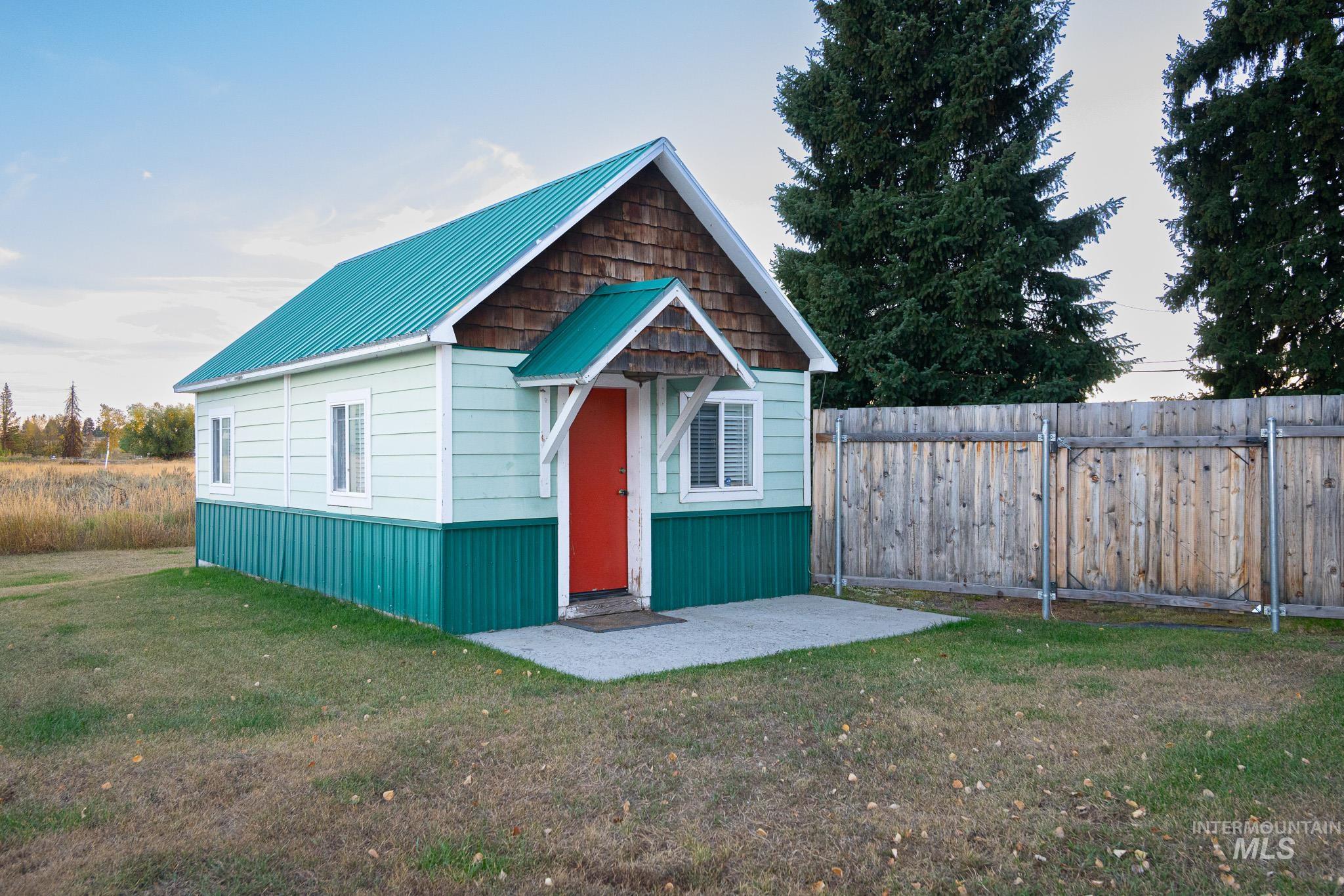 413 S 3rd, McCall, Idaho 83638, Business/Commercial For Sale, Price $825,000,MLS 98971342