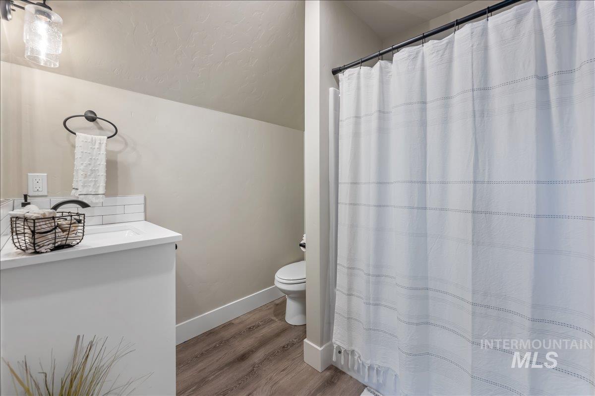 4376 Wagon, Nampa, Idaho 83687, 4 Bedrooms, 3 Bathrooms, Residential For Sale, Price $565,000,MLS 98971345