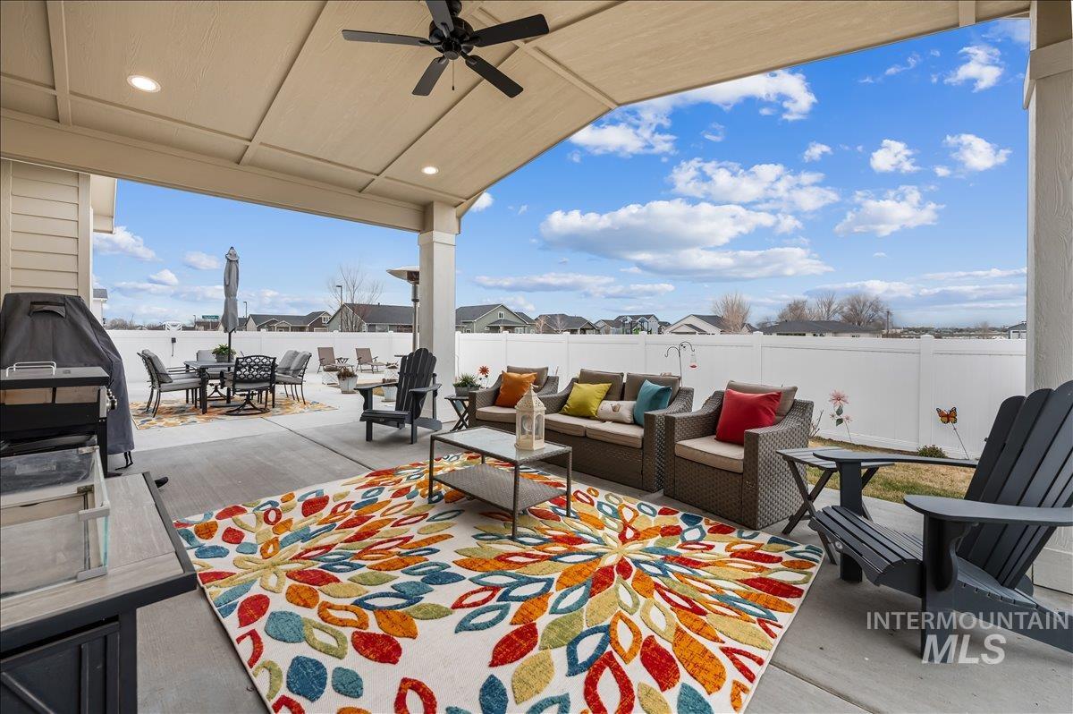 4376 Wagon, Nampa, Idaho 83687, 4 Bedrooms, 3 Bathrooms, Residential For Sale, Price $565,000,MLS 98971345