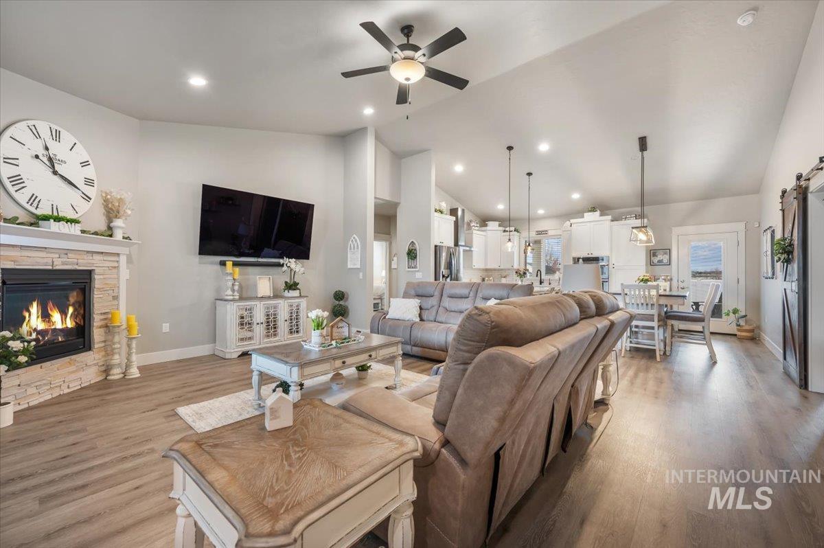 4376 Wagon, Nampa, Idaho 83687, 4 Bedrooms, 3 Bathrooms, Residential For Sale, Price $565,000,MLS 98971345