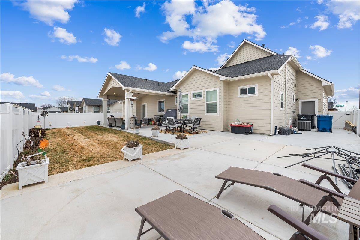 4376 Wagon, Nampa, Idaho 83687, 4 Bedrooms, 3 Bathrooms, Residential For Sale, Price $565,000,MLS 98971345
