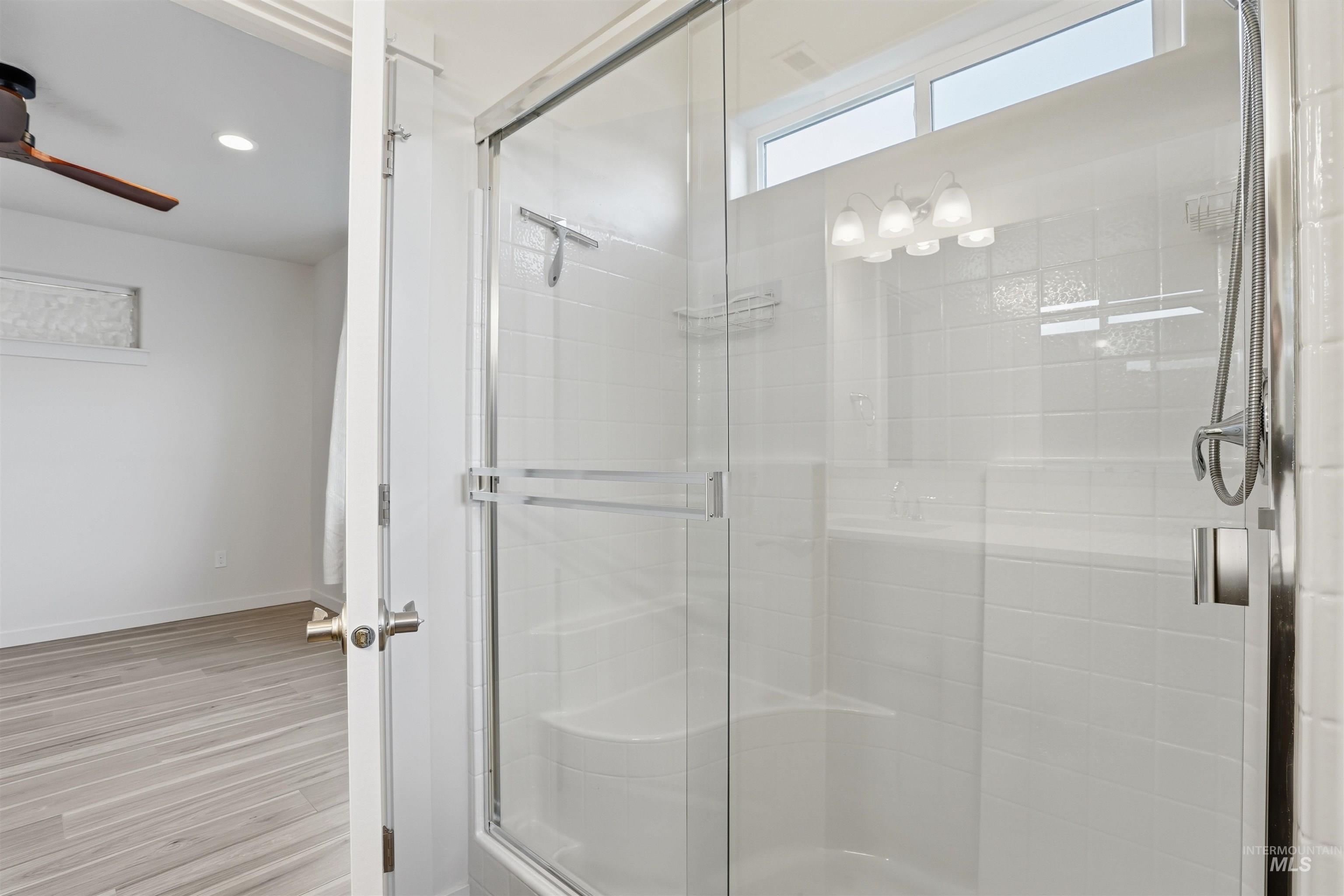 449 W Winnipeg St, Meridian, Idaho 83642, 3 Bedrooms, 2.5 Bathrooms, Residential For Sale, Price $399,990,MLS 98971346