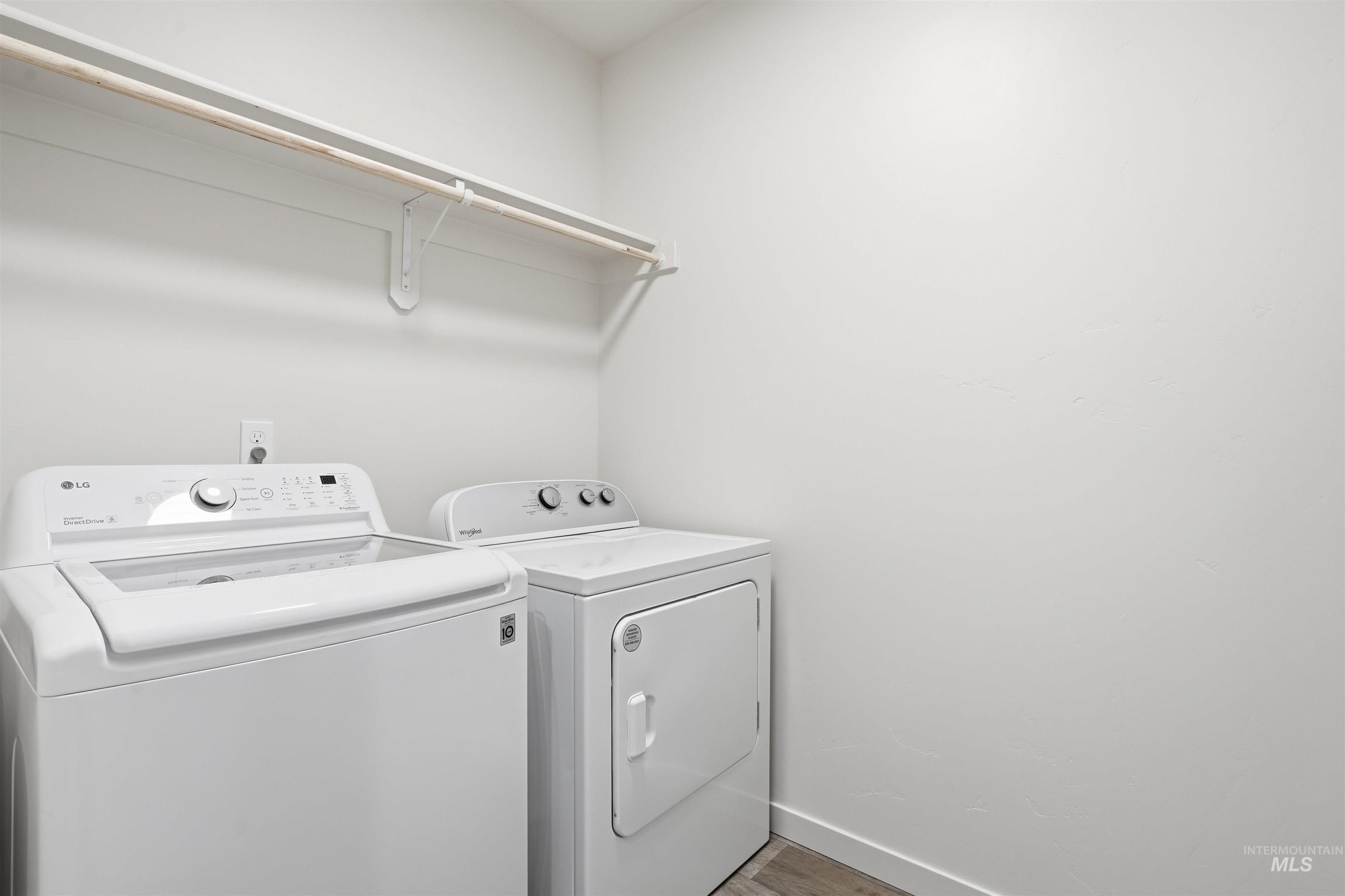 449 W Winnipeg St, Meridian, Idaho 83642, 3 Bedrooms, 2.5 Bathrooms, Residential For Sale, Price $399,990,MLS 98971346