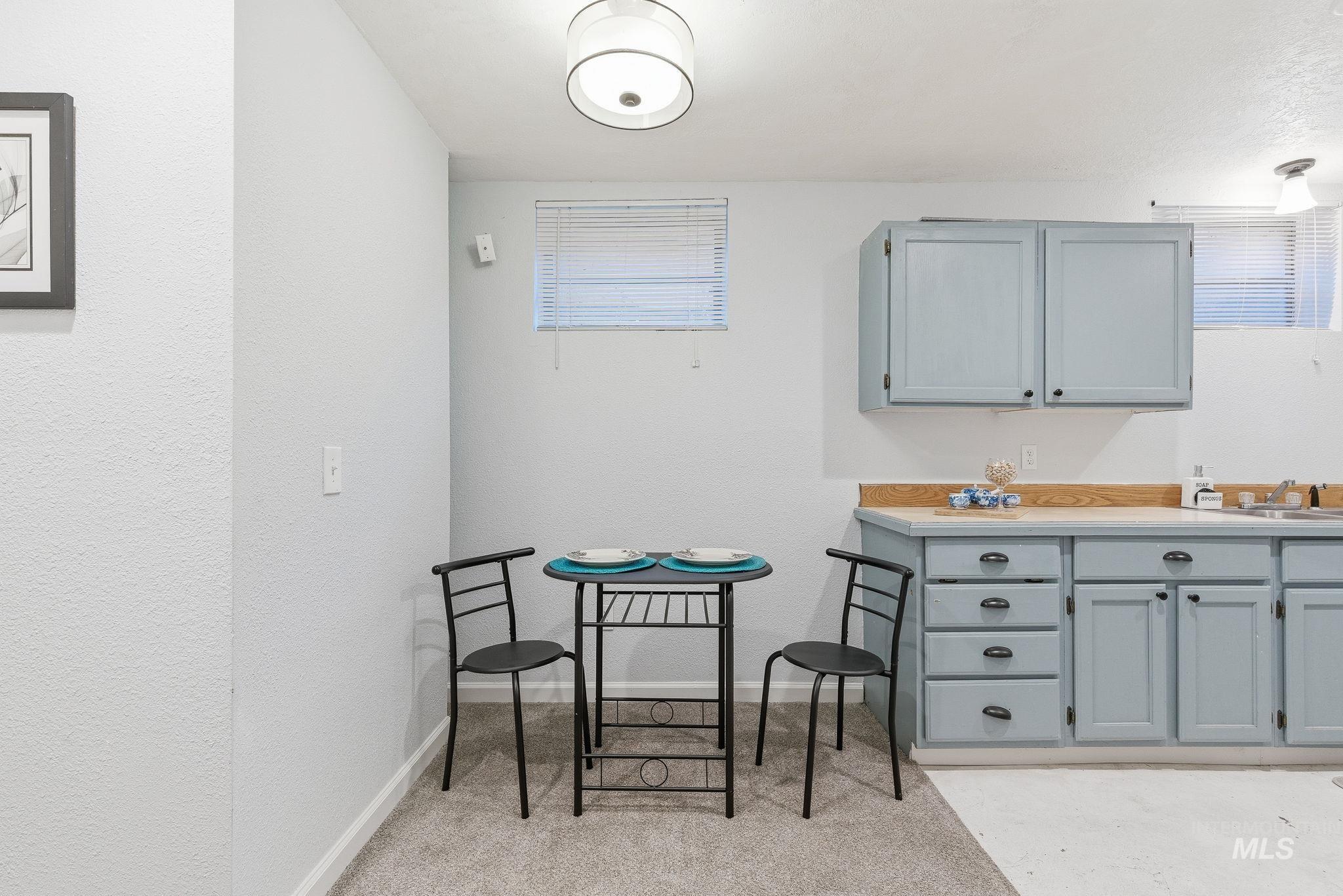 2103 & 2103 1/2 W Bannock St, Boise, Idaho 83702, 2 Bedrooms, 1 Bathroom, Residential Income For Sale, Price $598,000,MLS 98971347